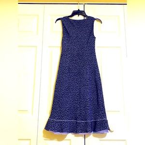 Ann Taylor Loft dress size 2.  Lined. No iron needed.  Like new.  Gorgeous.